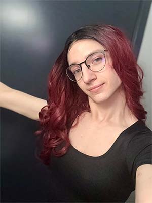 Ménage printemps, transfemme de Champigny-sur-Marne